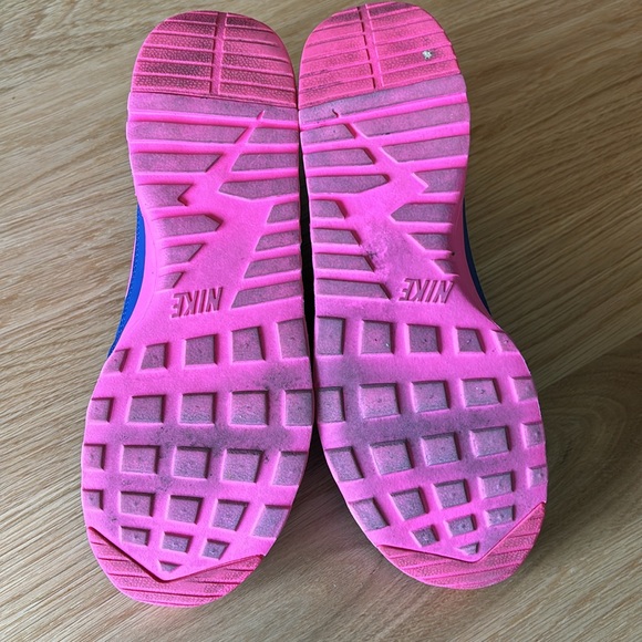 Nike Air Max Thea - Picture 8 of 9